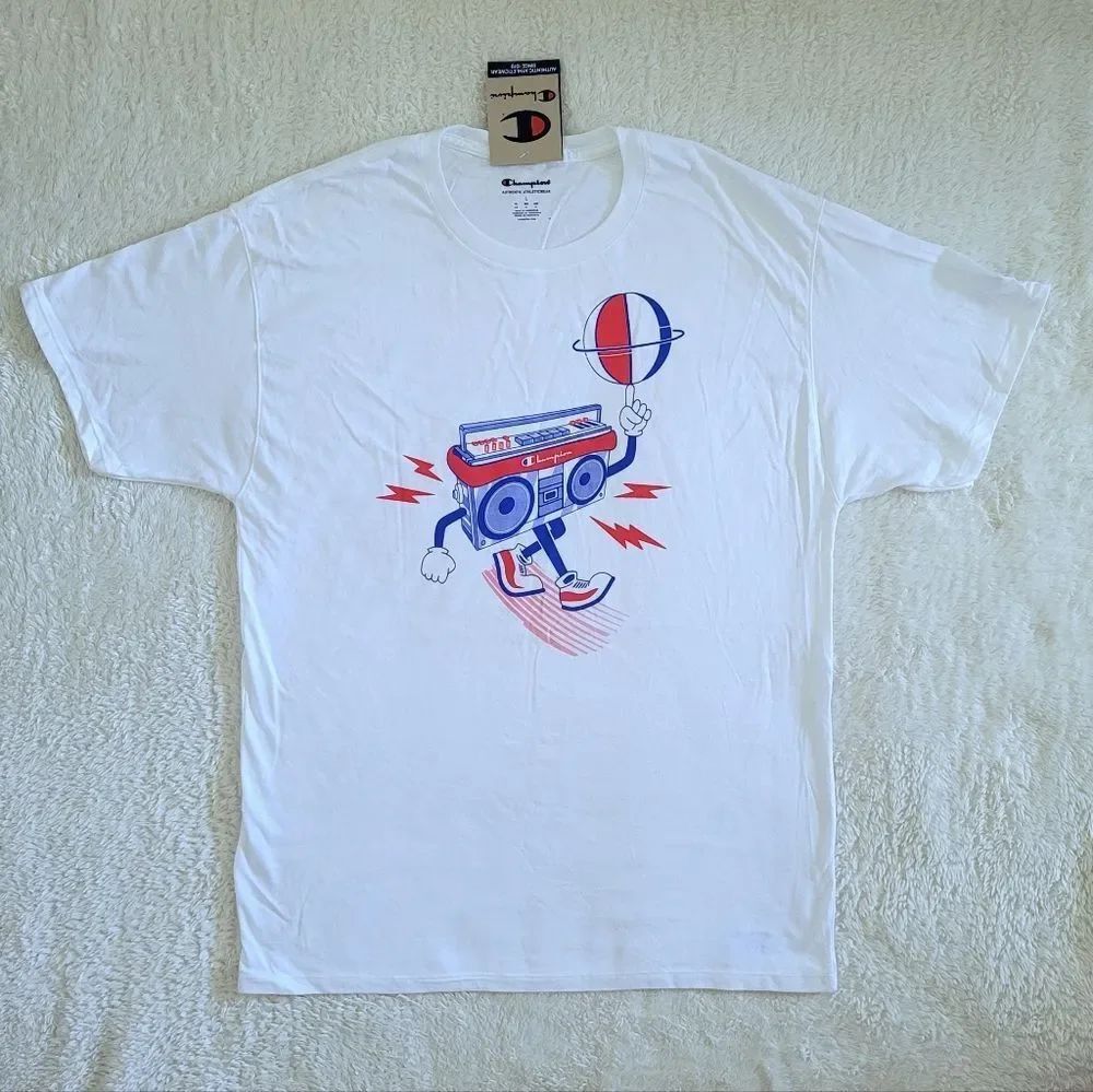 Champion🏆 Boom Box Graphic Tee👕 -  NWT